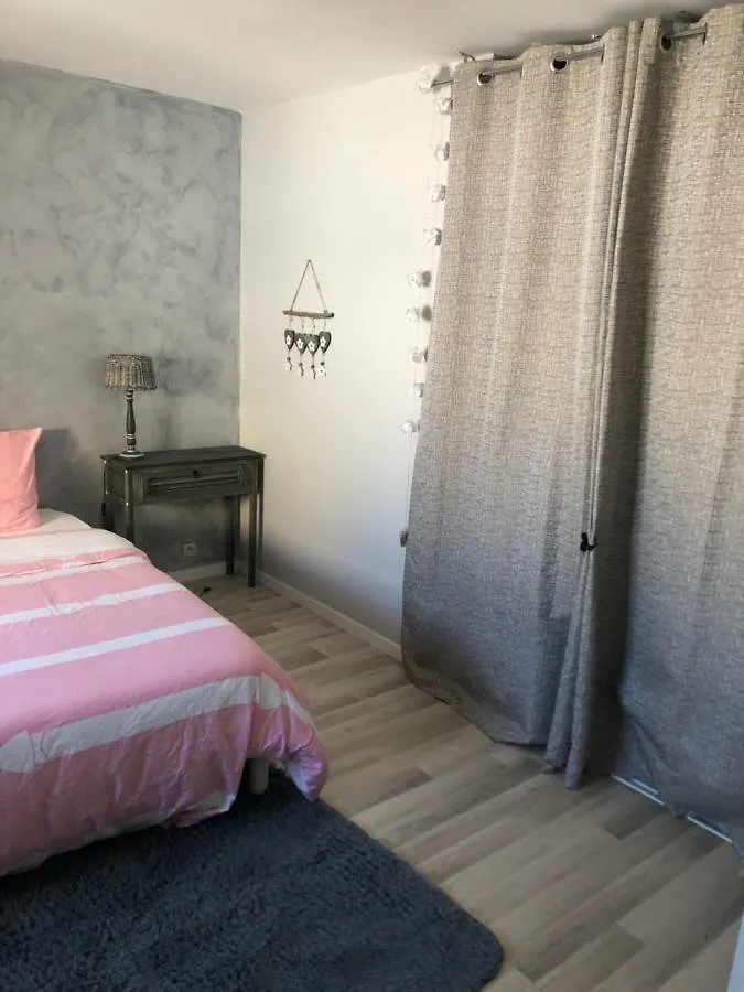 Chambre Confort Saint-Andre-de-Corcy France